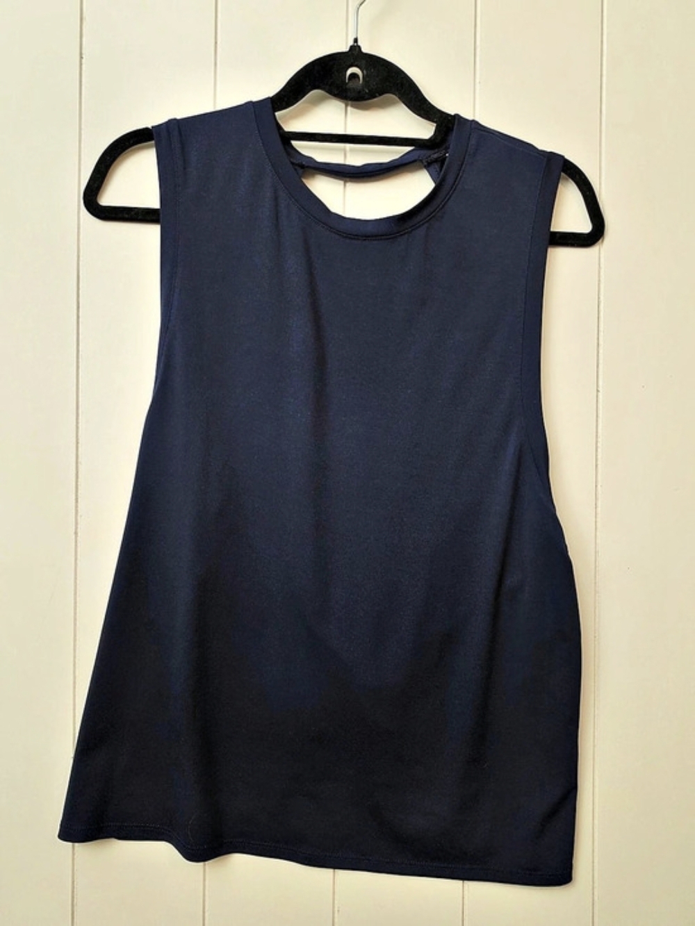 Fabletics Oasis Twist Back Tank Blue SMALL